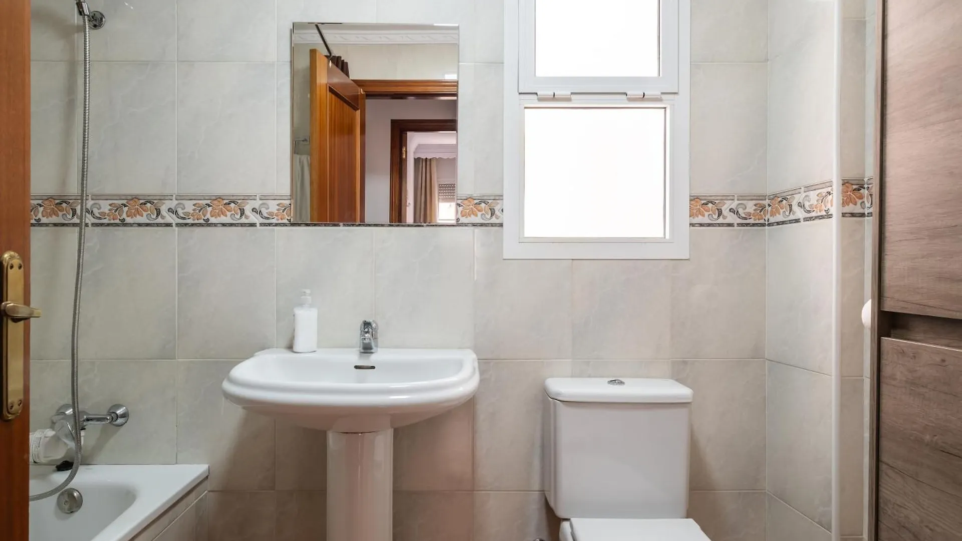 Apartamento Dayca 토록스 아파트